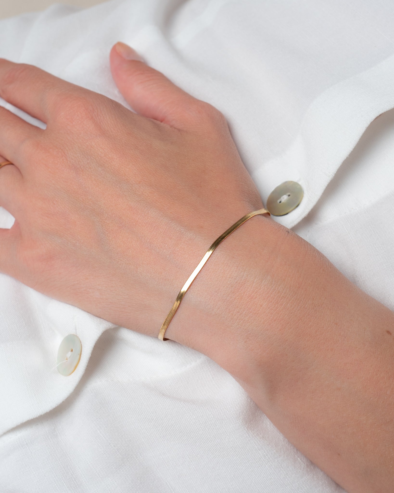 Dünnes Schlangenketten Armband Serpent Gold - Fleurs des Prés Jewelry