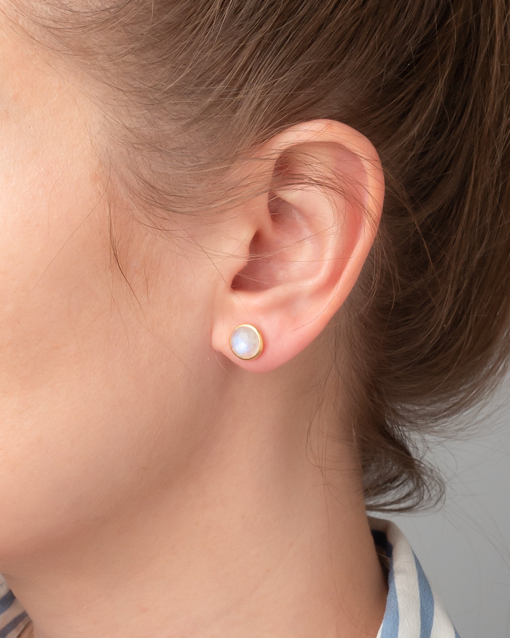 Ohrstecker Eloise Moonstone - Fleurs des Prés Jewelry
