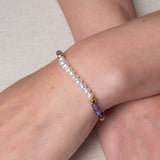 Armband Cécile mit Regenbogenfluorit und Süßwasserperlen