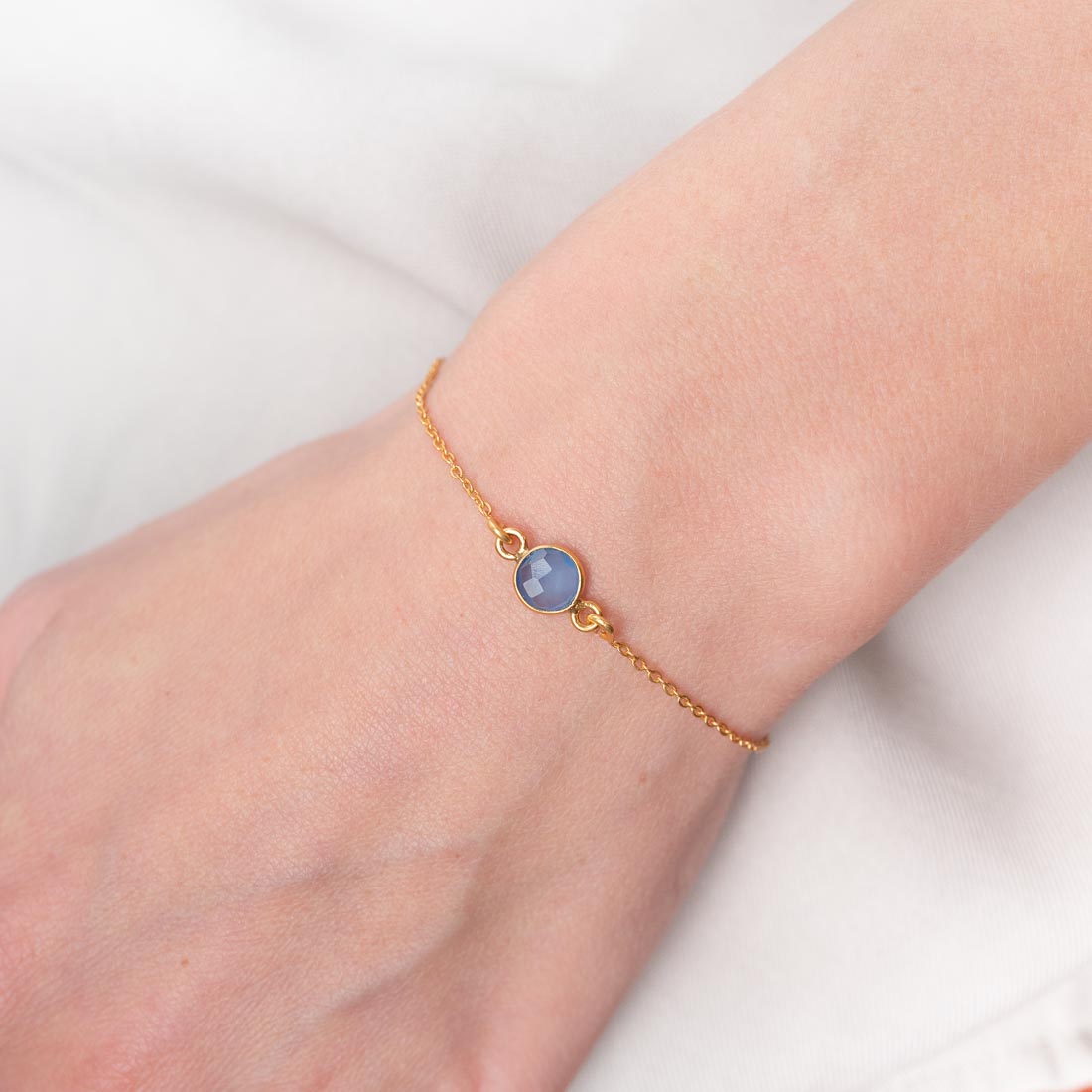 Armband Charlotte Blue Chalcedony - Fleurs des Prés Jewelry