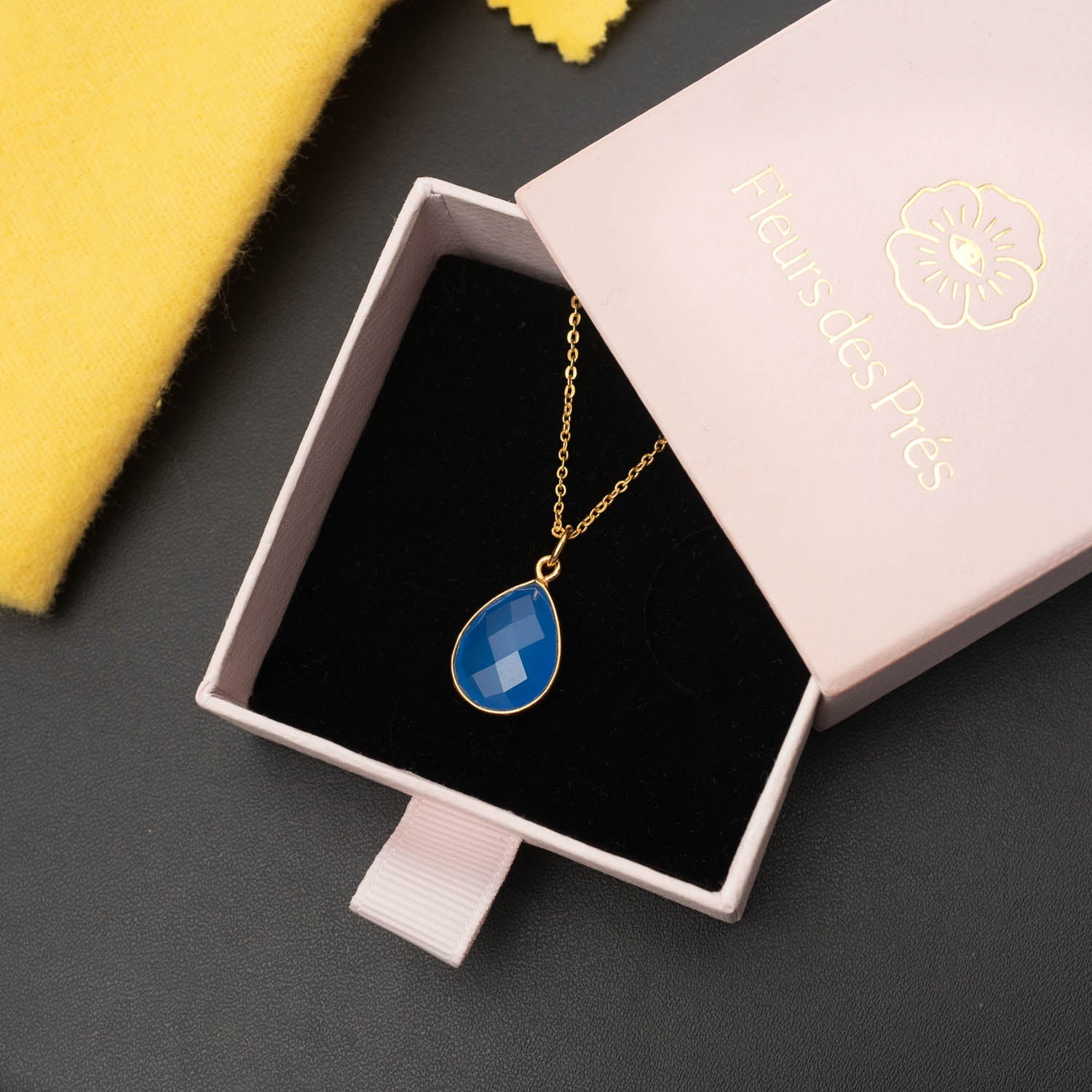 Halskette Lola Blue Chalcedony - Fleurs des Prés Jewelry
