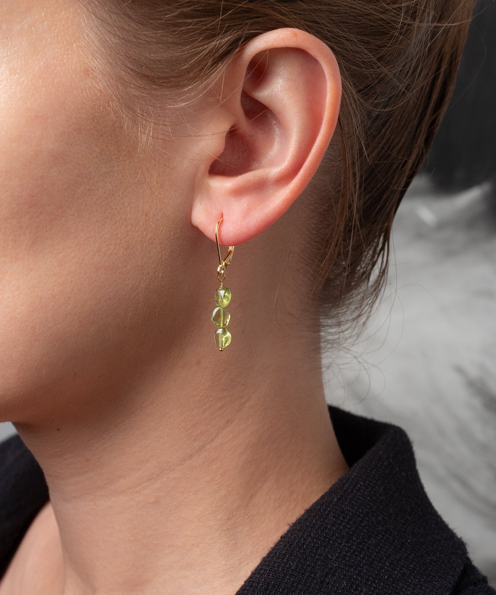 Ohrringe Tris mit Peridot - Fleurs des Prés
