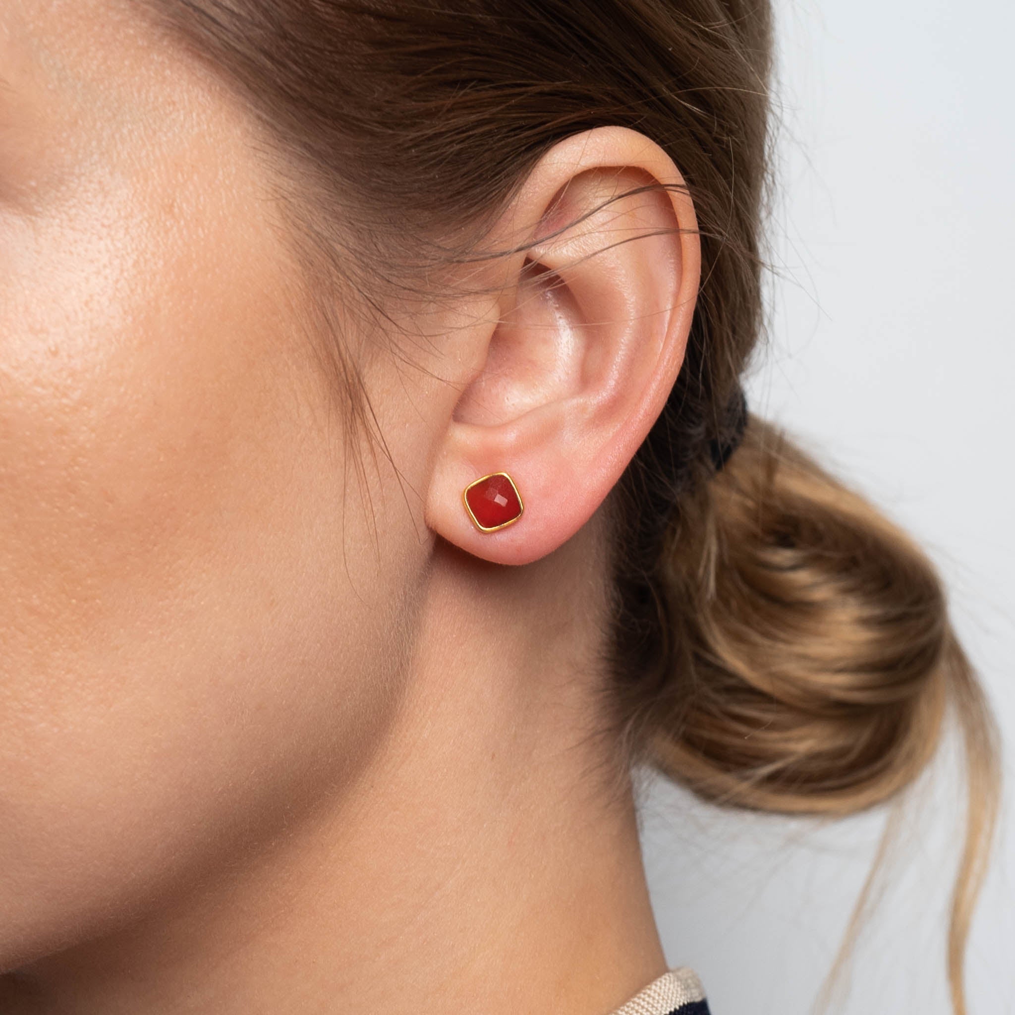 Ohrstecker Dinah Square Roter Onyx - Fleurs des Prés