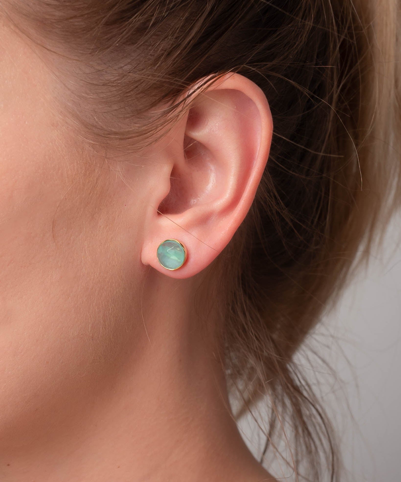 Ohrstecker Eloise Sea Blue Chalcedon - Fleurs des Prés Jewelry