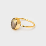 Ring Aline Oval Labradorite - Fleurs des Prés Jewelry