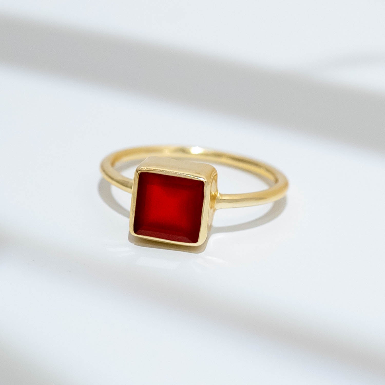 Ring Aline Square Red Onyx - Fleurs des Prés