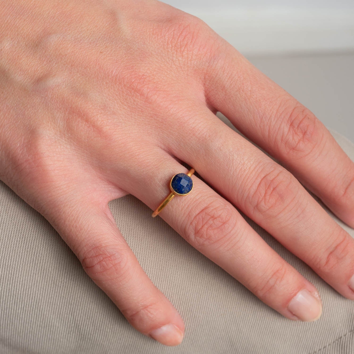 Ring Charlotte Lapislazuli - Fleurs des Prés Jewelry